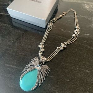 Flashy Silver Turquoise Necklace
